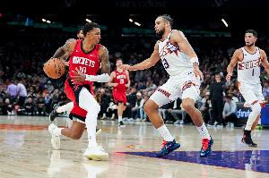 KD：狄龙是敢于发声领袖 他不断进步信心更足这或是从火箭开始的