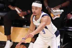 7助！华盛顿：内姆哈德让大家都有参与感 擅长抓住防守给的机会