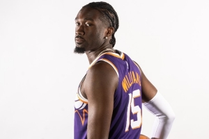 生涯首记三分！马威：球出手时就感觉绝佳 当时我节奏正顺