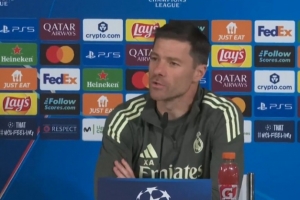 阿隆索：弃用萨拉赫是利物浦要处理的事；我和球员们没有分歧