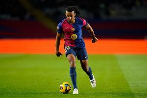 和弗里克交流表示自己想踢中卫？孔德社媒回应：一眼假