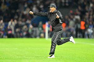 拜仁欧冠小组赛/联赛阶段最近37个主场不败，战绩35胜2平