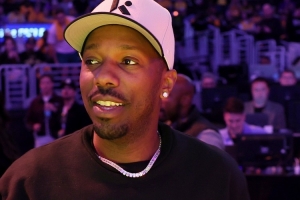 考辛斯：西部有更强队 但不解富保罗为啥要把湖人无法夺冠说出来