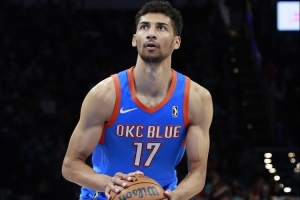 莱昂斯与勇士签双向！戴格诺特：他非常棒没人比他更值得这个机会