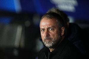 世体：弗里克取消今天的常规恢复训练，让巴萨球员们放假一天