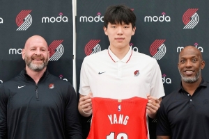 拓记：你们批评杨瀚森还不如说克罗宁 后者选秀策略僵化&没打好牌