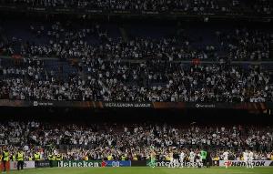 每体：法兰克福球迷在诺坎普制造骚乱，欧足联将进行严厉处罚