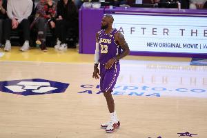 Skip：湖人惨败反而是好事 毕竟谁愿意在雷霆面前再丢一次脸？