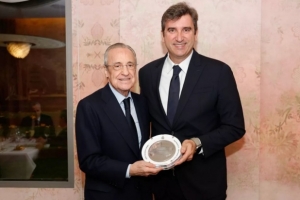 皇马vs曼城赛前，弗洛伦蒂诺、索里亚诺等双方高层出席官方会晤