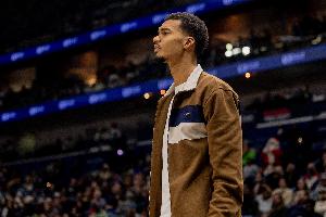 Skip：文班缺阵时马刺9胜3负 在这些比赛中马刺反而打得不错