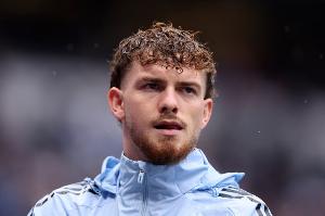 铁了心退货！22岁埃利奥特2个月没球踢，踢10场就买断成空头支票