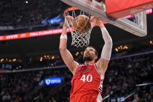 名记：步行者问价祖巴茨 其他队认为若有多个首轮报价 快船愿意谈