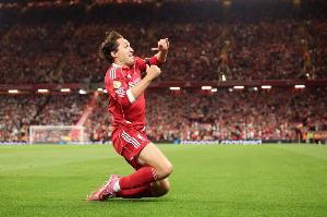 帕克：萨拉赫的表现确实配不上首发，劳模型的基耶萨值得信任