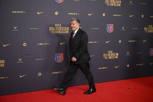 世体：拉波尔塔、恩里克和巴尔韦德因“内格雷拉案”被传唤作证