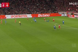 利雅得胜利0-1落后！费哈后场长传直接形成单刀机会破门