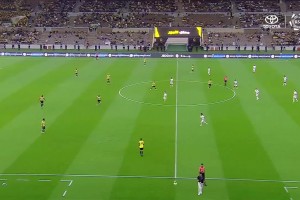 【集锦】沙特联-本泽马破门 迪亚比染红 吉达联合2-1利雅得体育