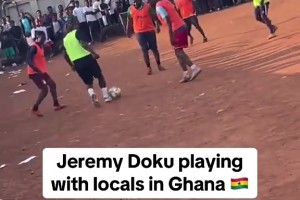 真的被迷住了！当年阿扎尔训练中连续秀丝滑操作！