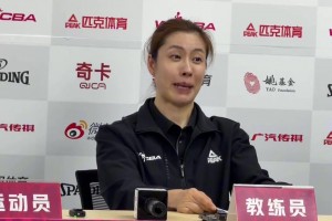 😍陈晓佳真的越看越漂亮！